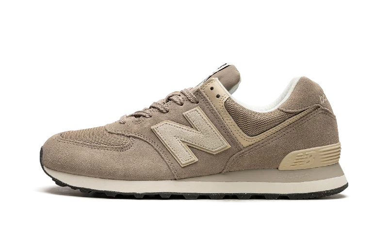 574 "Beige / White"