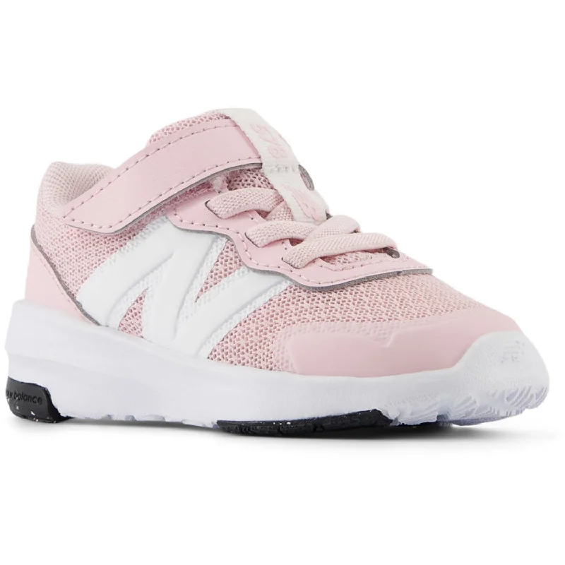 New Balance Rose Sugar New Balance FreshFoam 578 Kids Bungee Lace Med Top Strop