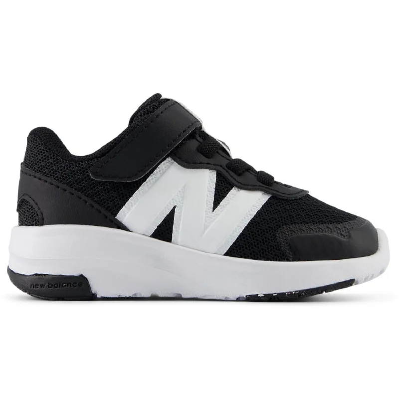 New Balance Black FreshFoam 578 Kids Bungee Lace Med Top Strop