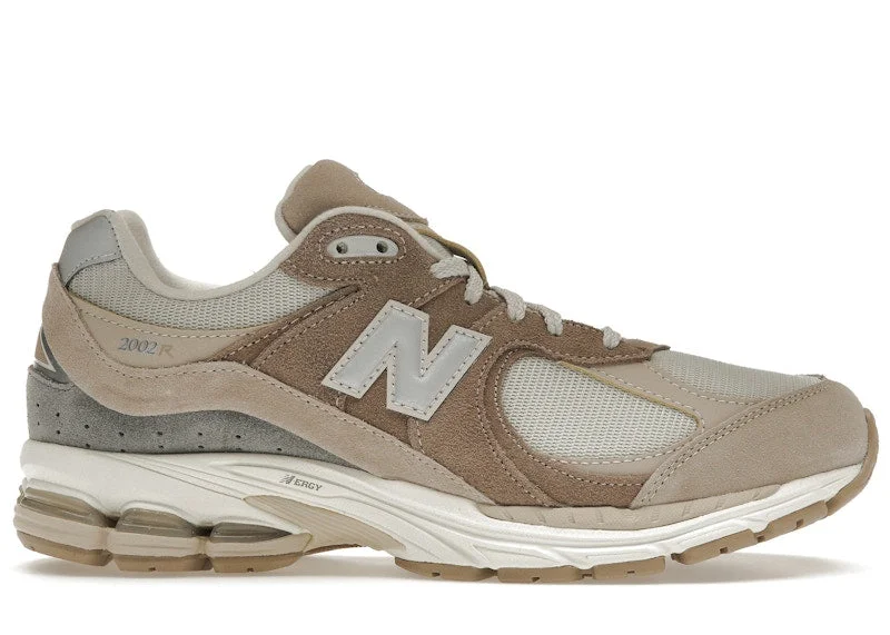 New Balance 2002R Driftwood Sandstone