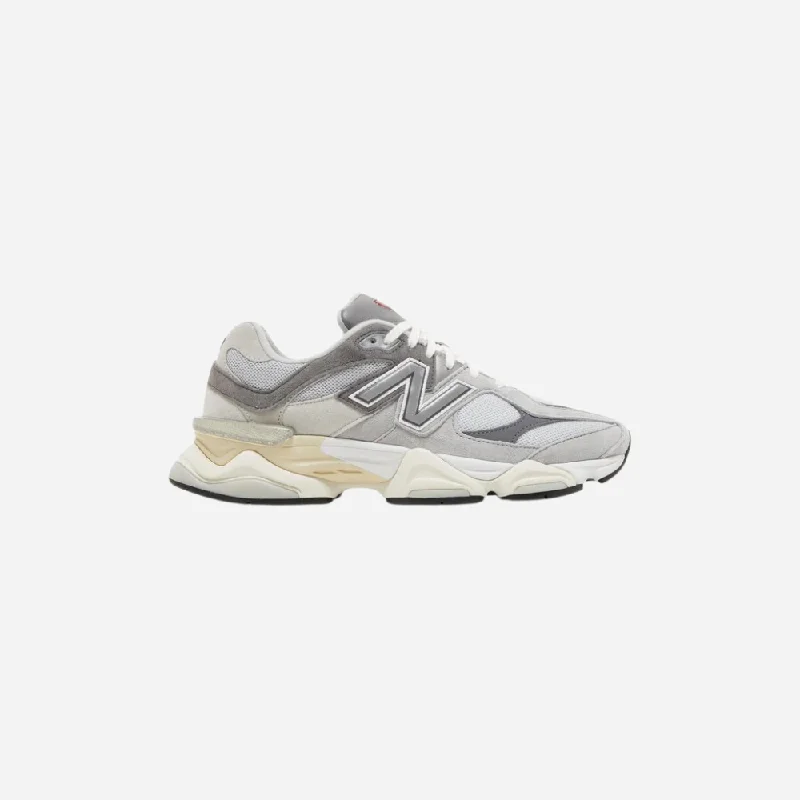 NEW BALANCE 9060 RAIN CLOUD GREY