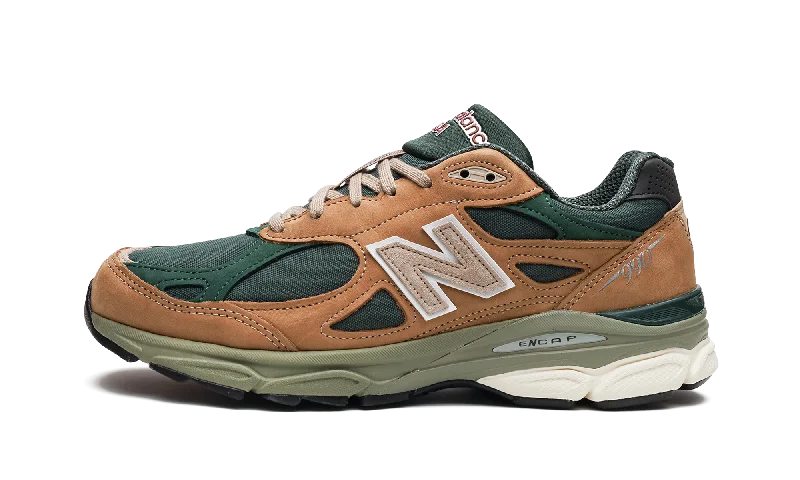 990v3 "Made in USA - Tan / Green"