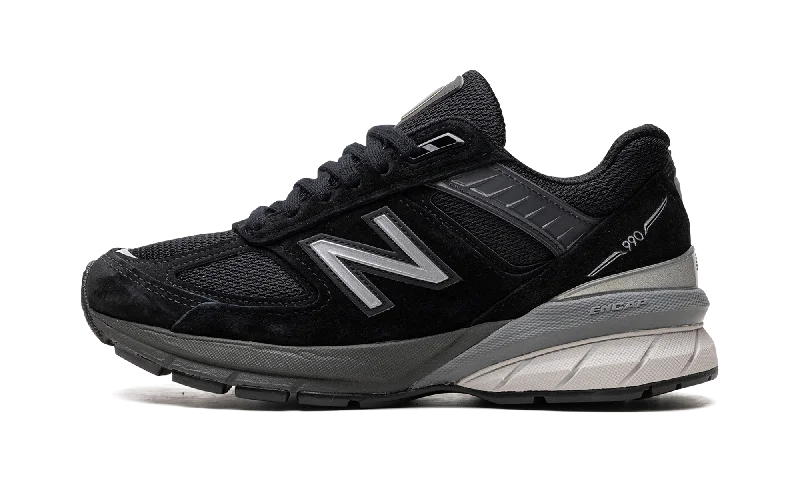 990v5 WMNS "Black / Silver"