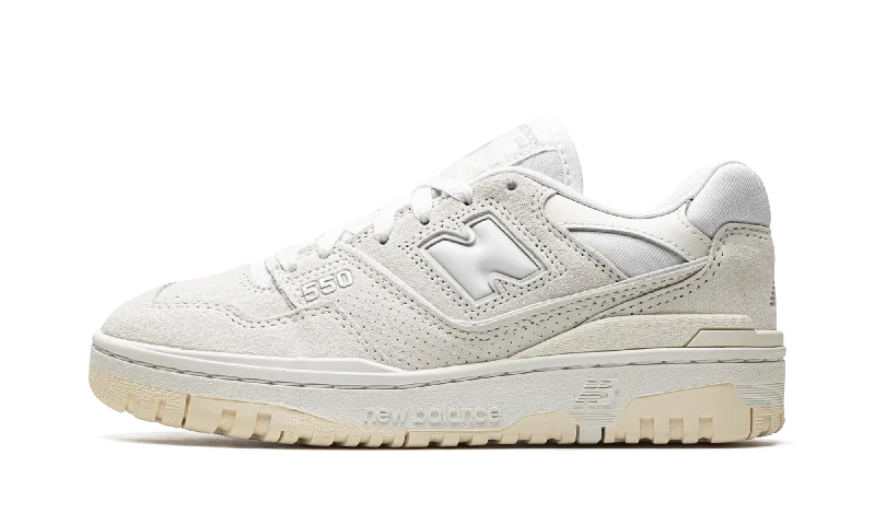 550 WMNS "Sea Salt / Macadamia Nut"