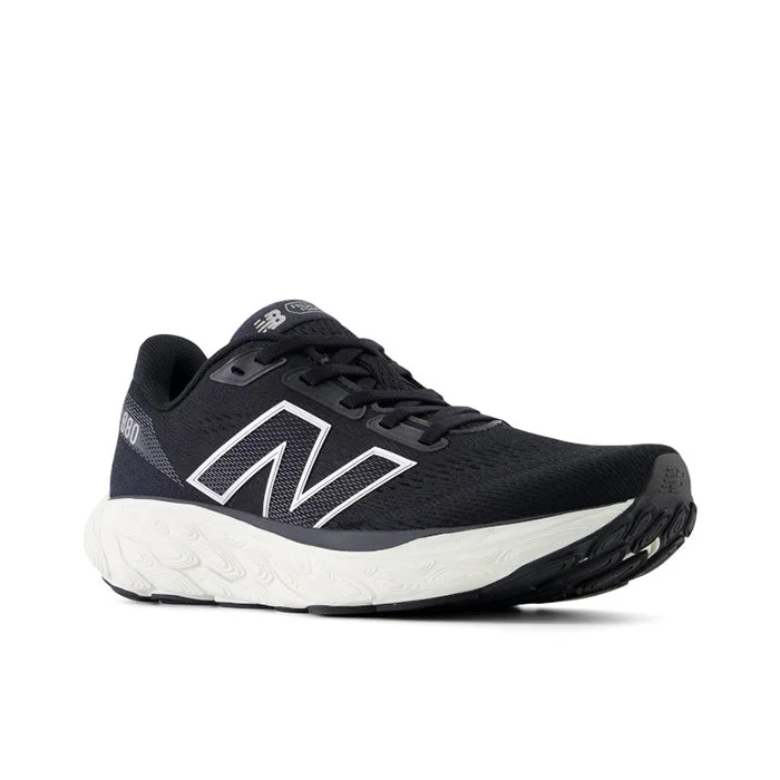 Womens New Balance Fresh Foam X 880v14 in Black/Sea Salt/Silver Metallic